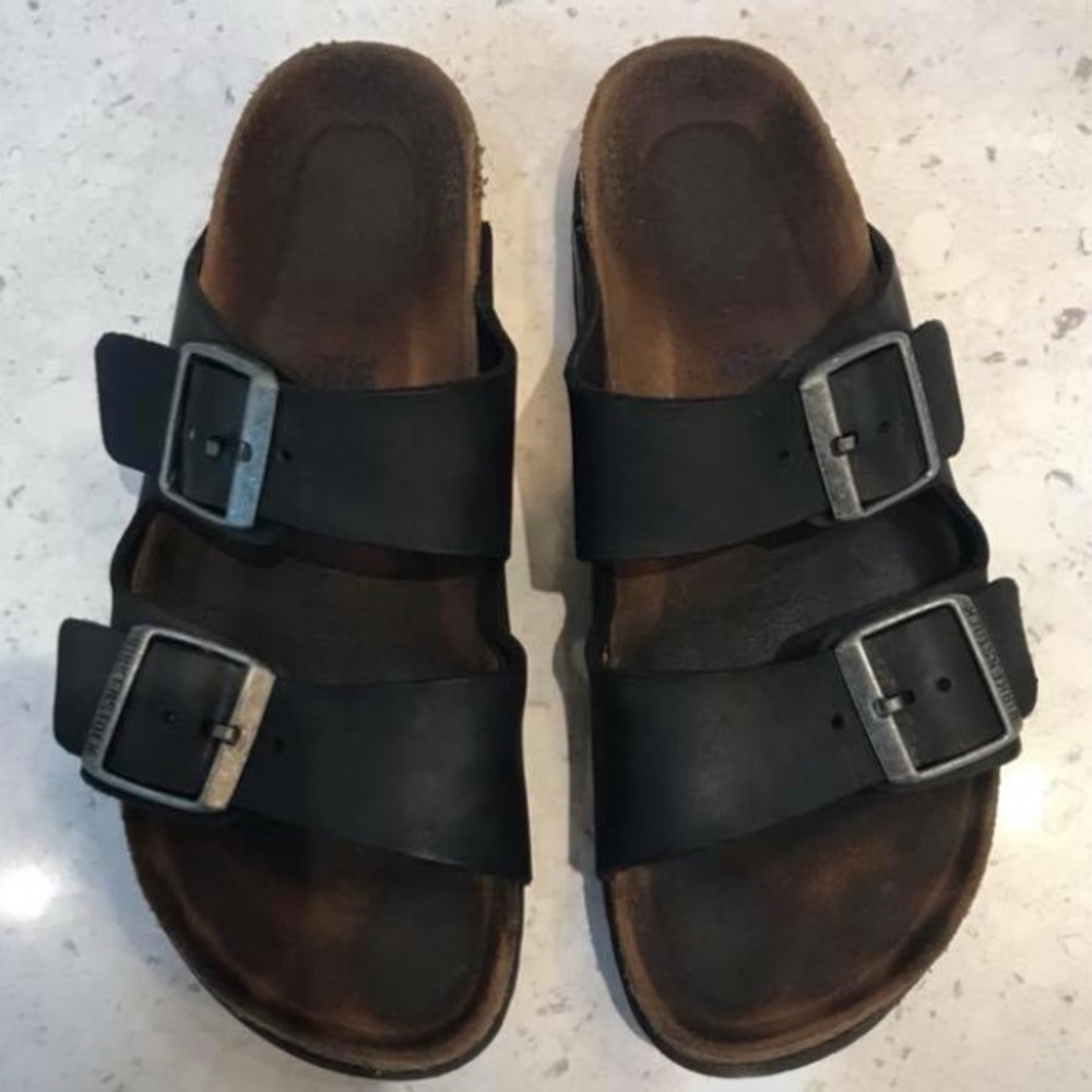 Ladies black leather Birkenstock sandals size 38